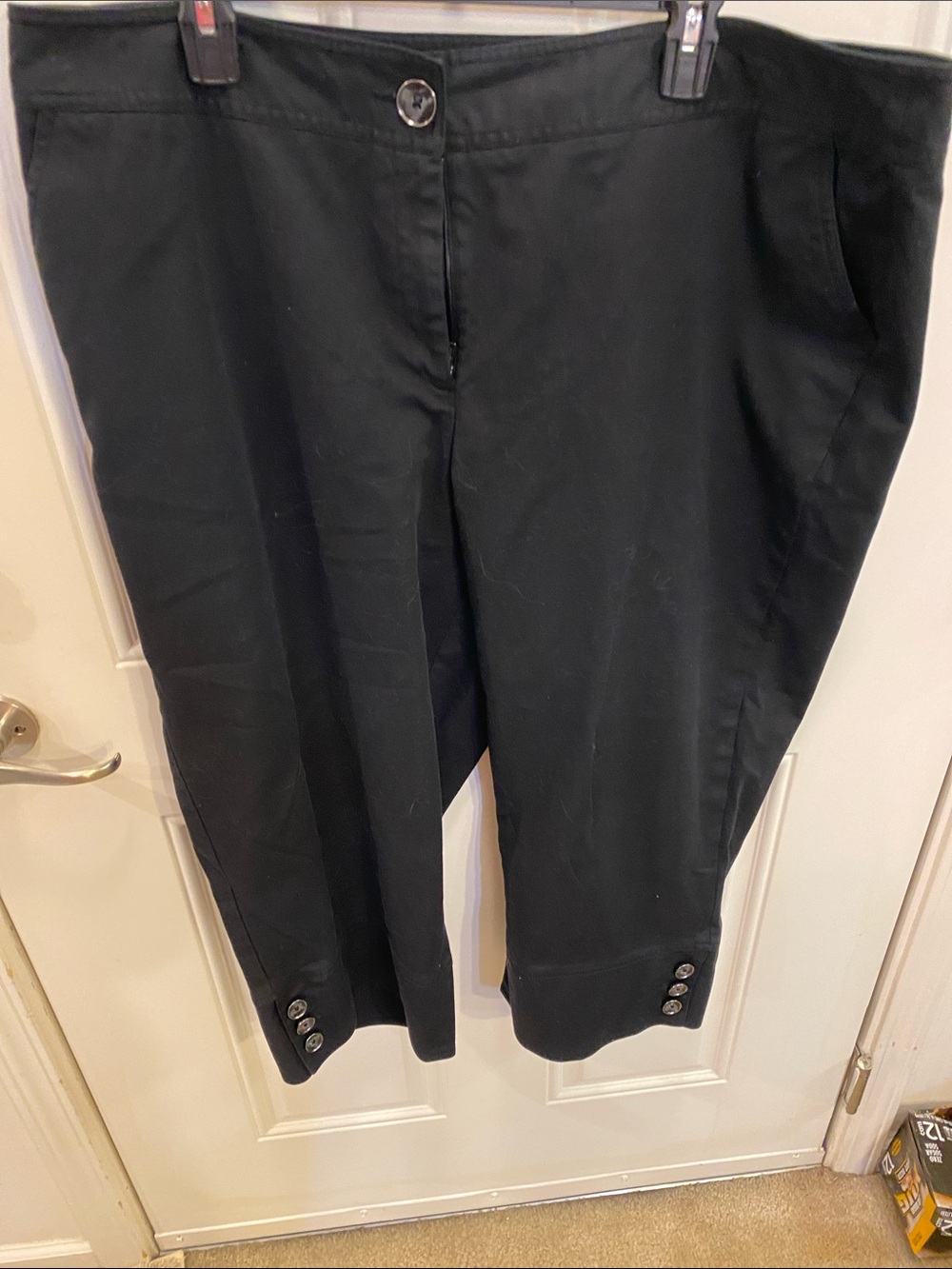 Rafaella Black womens capris with Cuffed Button Hem